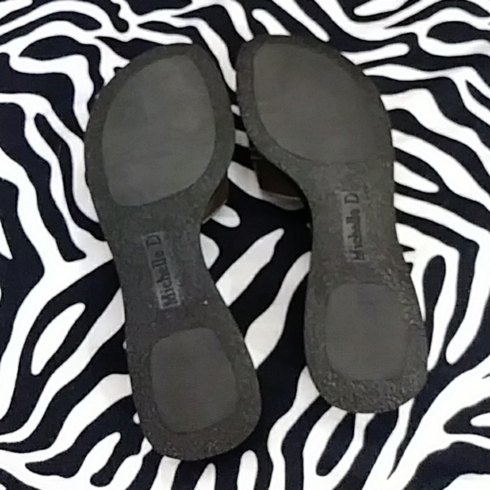 Michelle D Sandals - Picture 2 of 8